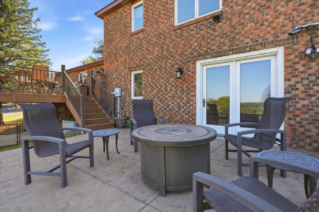 5431 Hilltop Avenue N, Lake Elmo, MN 55042