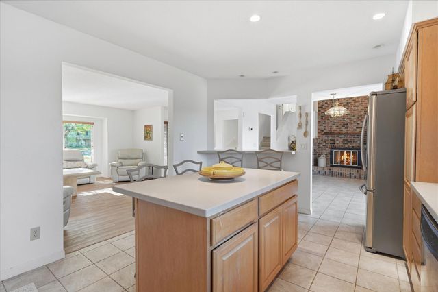 5431 Hilltop Avenue N, Lake Elmo, MN 55042