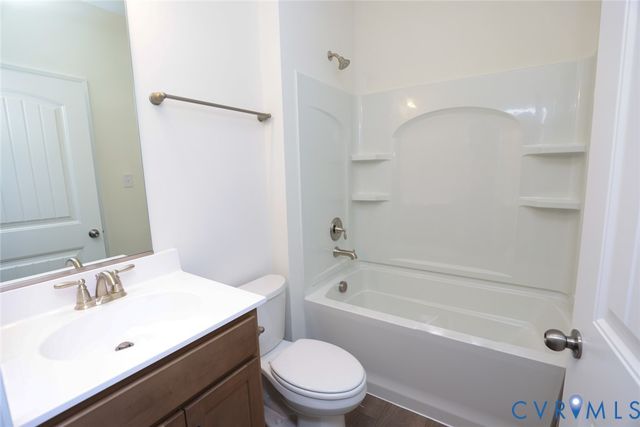 1750 Mountain Rd, Glen Allen, VA 23060