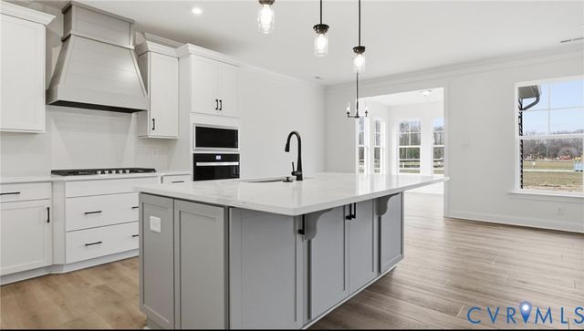1750 Mountain Rd, Glen Allen, VA 23060