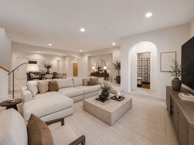 8736 Lake Riley Drive, Chanhassen, MN 55317