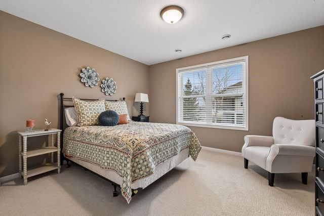 8736 Lake Riley Drive, Chanhassen, MN 55317