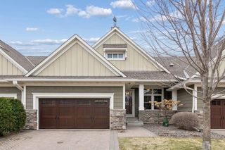 8736 Lake Riley Drive, Chanhassen, MN 55317