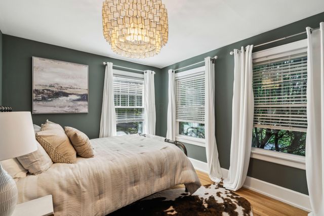 2564 Sherwood Road, Columbus, OH 43209