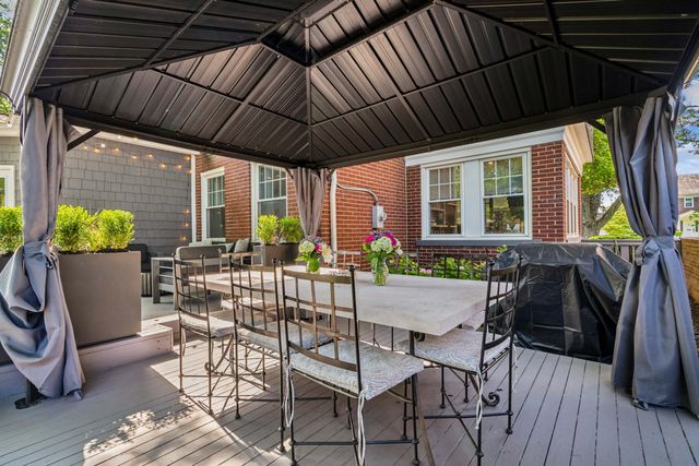 2564 Sherwood Road, Columbus, OH 43209