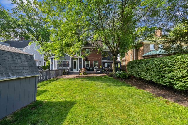 2564 Sherwood Road, Columbus, OH 43209