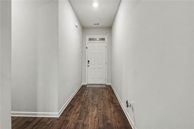 3858 Sweet Iris Circle, Loganville, GA 30052