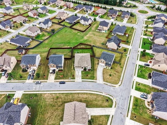 3858 Sweet Iris Circle, Loganville, GA 30052