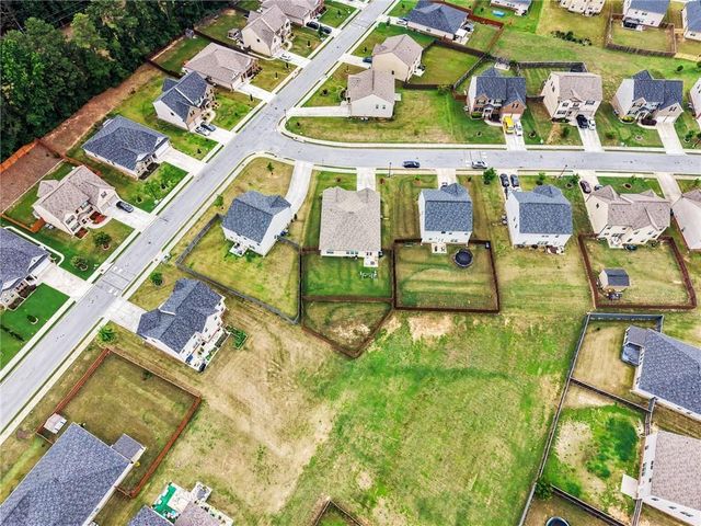 3858 Sweet Iris Circle, Loganville, GA 30052