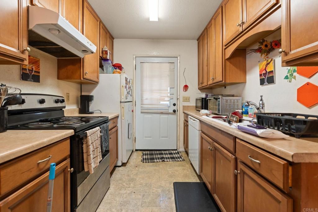 8046 48 Sarawak Drive, Lemon Grove, CA 91945