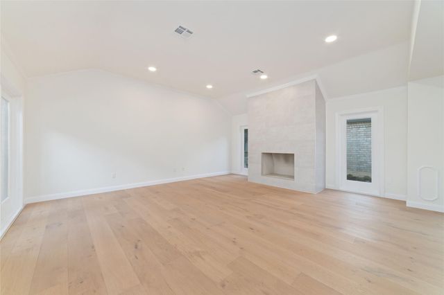 15651 Whitewater Lane, Houston, TX 77079