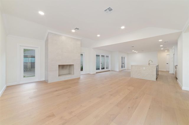 15651 Whitewater Lane, Houston, TX 77079