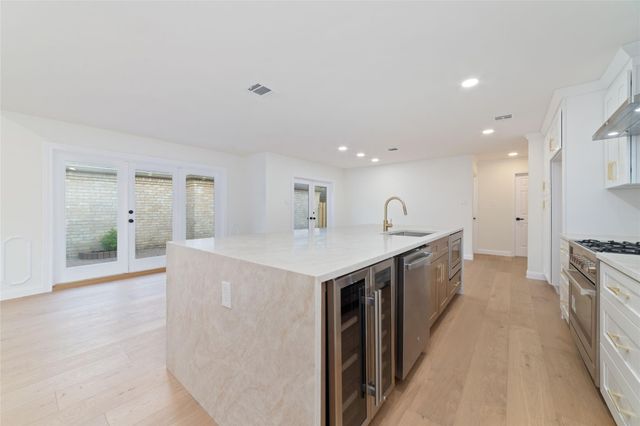 15651 Whitewater Lane, Houston, TX 77079