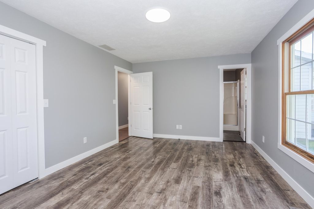Image 31 of property listing at 507 Lloyd Drive, Dwight, IL 60420