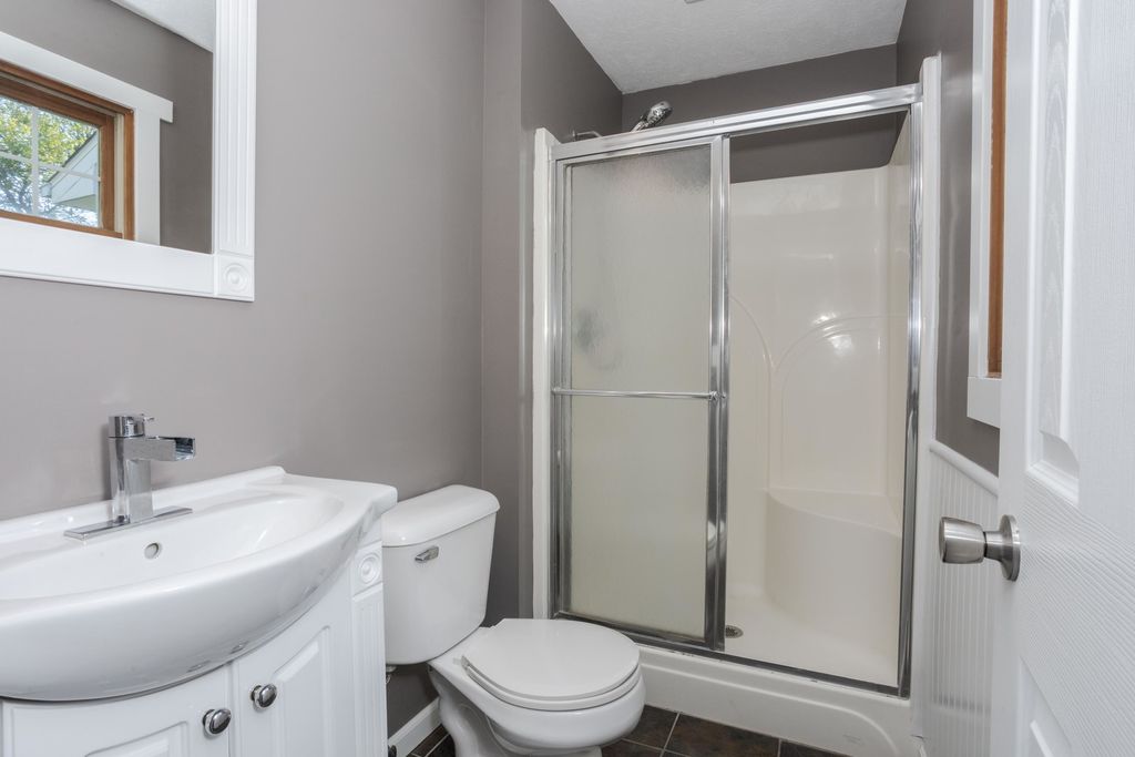 Image 32 of property listing at 507 Lloyd Drive, Dwight, IL 60420