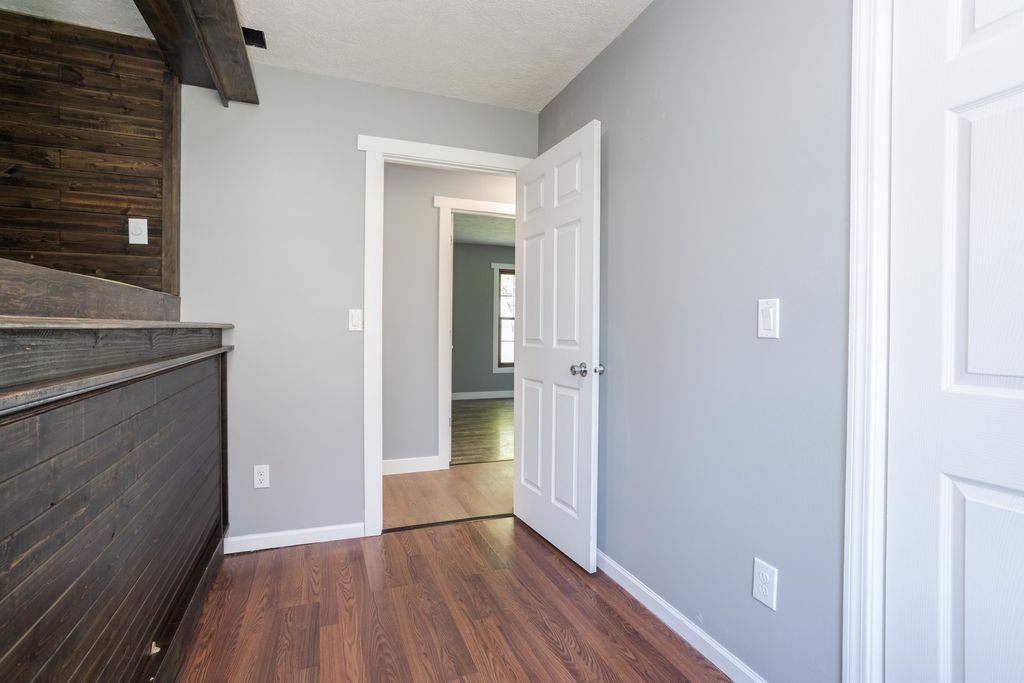 Image 33 of property listing at 507 Lloyd Drive, Dwight, IL 60420