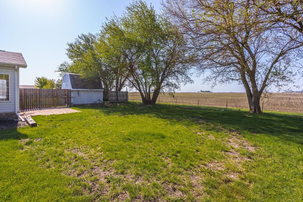Image 41 of property listing at 507 Lloyd Drive, Dwight, IL 60420