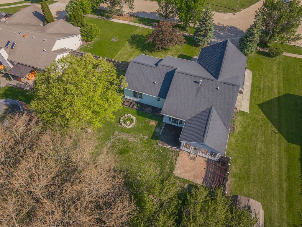 Image 45 of property listing at 507 Lloyd Drive, Dwight, IL 60420