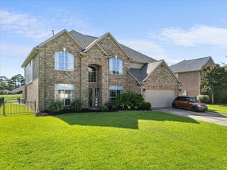 8719 Silver Lure Drive, Humble, TX 77346