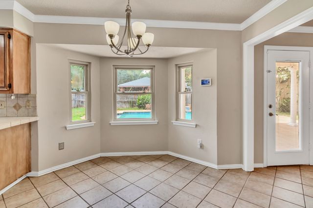 5501 Wood View Street, North Richland Hills, TX 76180