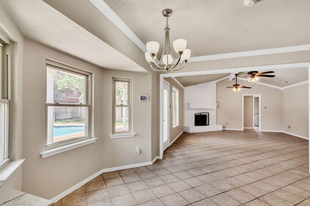 5501 Wood View Street, North Richland Hills, TX 76180