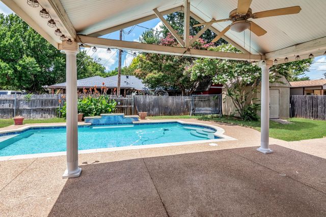5501 Wood View Street, North Richland Hills, TX 76180