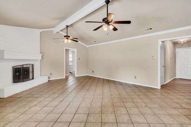 5501 Wood View Street, North Richland Hills, TX 76180