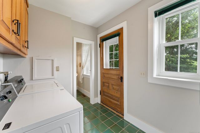 393 North Canterbury Road, Canterbury, CT 06331