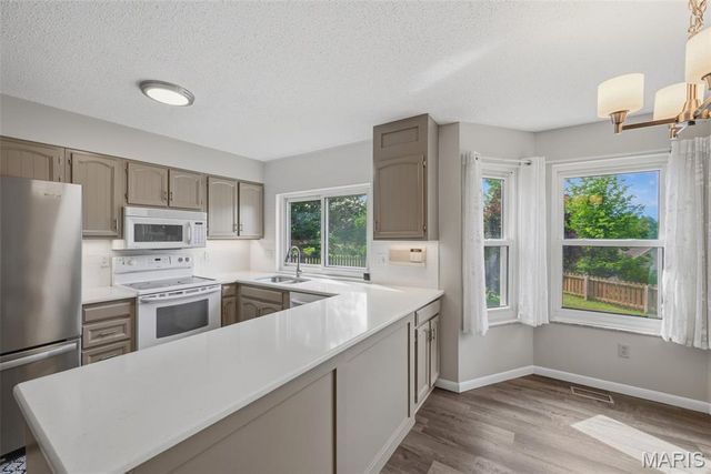 2569 Trenton Station, St Charles, MO 63303