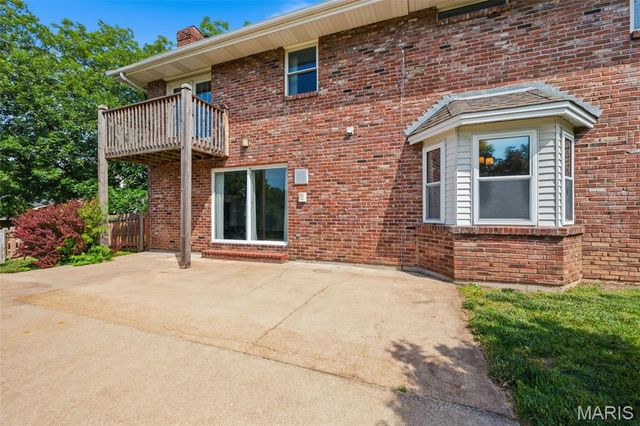 2569 Trenton Station, St Charles, MO 63303