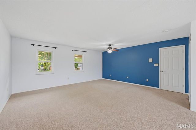 2569 Trenton Station, St Charles, MO 63303