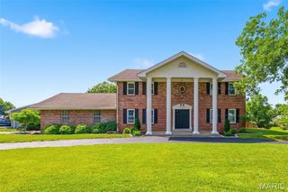 2569 Trenton Station, St Charles, MO 63303