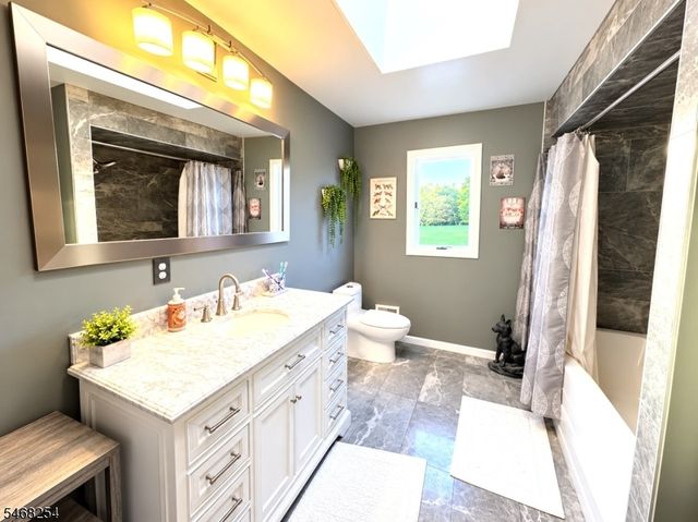 11 Grandview Cir, Raritan Twp., NJ 08822