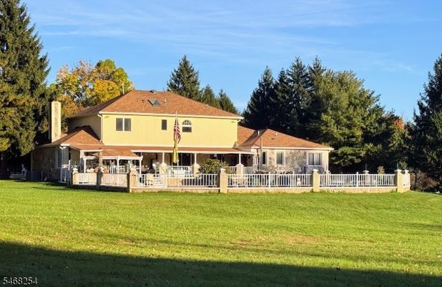 11 Grandview Cir, Raritan Twp., NJ 08822