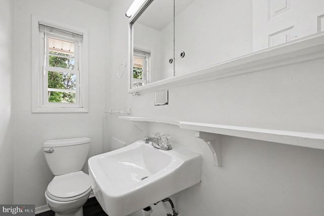 5422 FERNDALE ST, Springfield, VA 22151