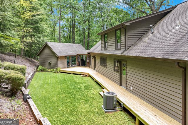 2001 Chimney Mountain Flats Trail, Clarkesville, GA 30523