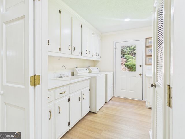 2001 Chimney Mountain Flats Trail, Clarkesville, GA 30523