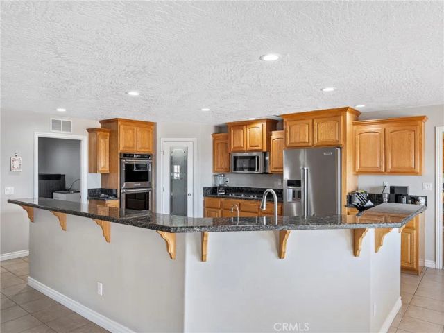 13850 Nightshade Road, Apple Valley, CA 92307