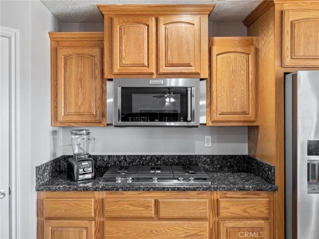 13850 Nightshade Road, Apple Valley, CA 92307