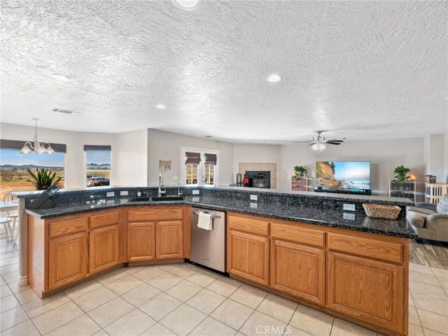 13850 Nightshade Road, Apple Valley, CA 92307