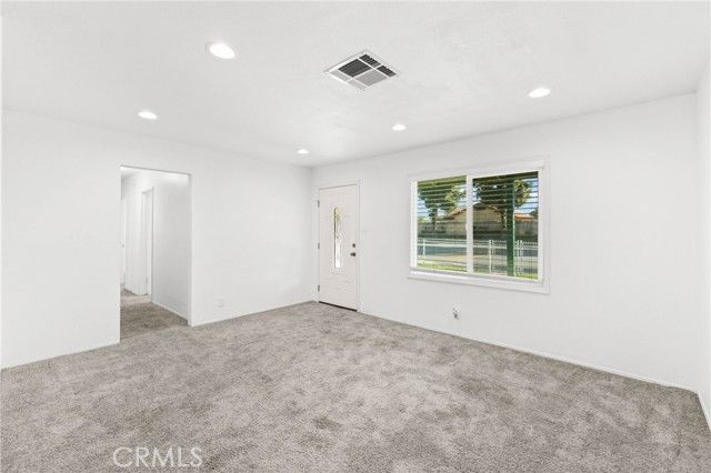 9416 Cedar, Bloomington, CA 92316