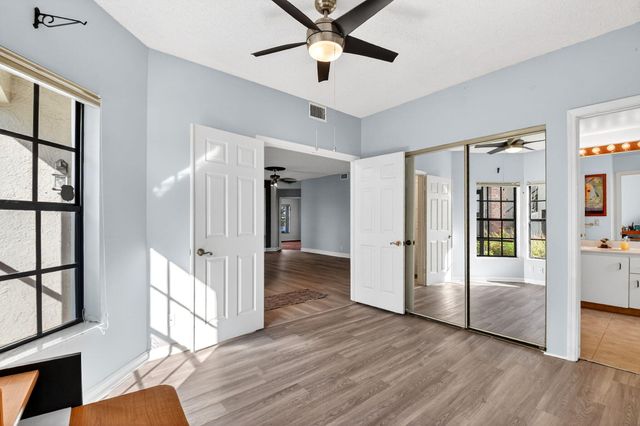 8065 Aberdeen Drive 101, Boynton Beach, FL 33472