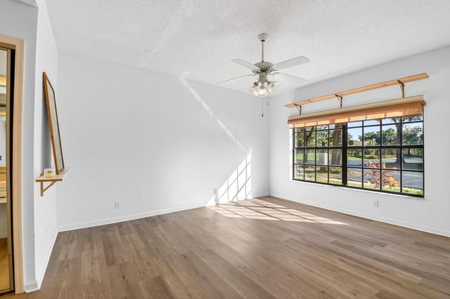 8065 Aberdeen Drive 101, Boynton Beach, FL 33472