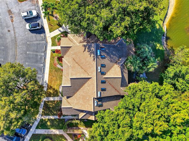 8065 Aberdeen Drive 101, Boynton Beach, FL 33472