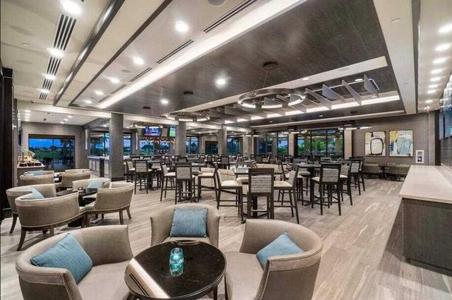 8065 Aberdeen Drive 101, Boynton Beach, FL 33472