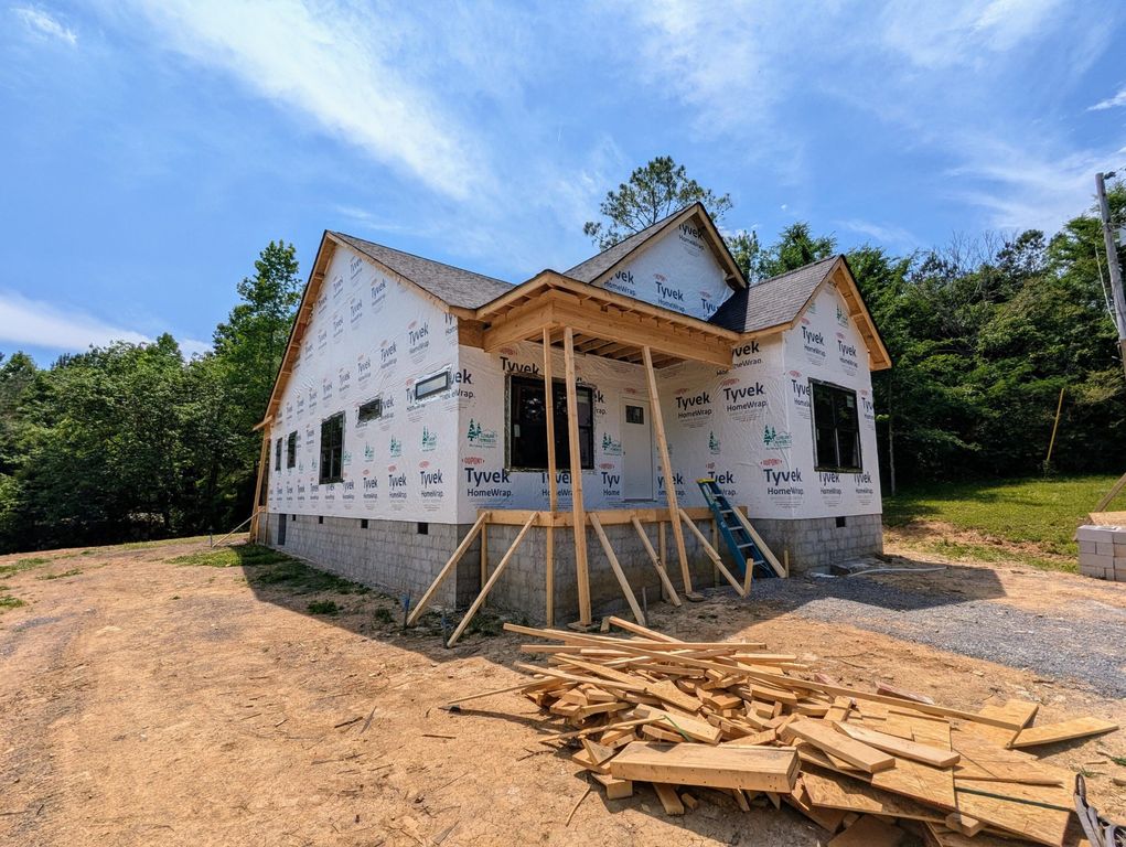 1425 Horns Creek Road, Old Fort, TN 37362