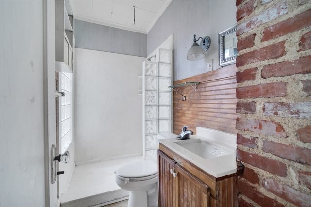 920 E Franklin Street, Hillsboro, TX 76645