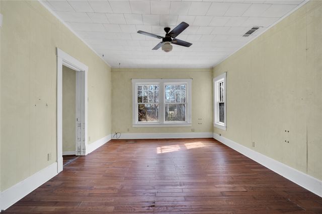 920 E Franklin Street, Hillsboro, TX 76645