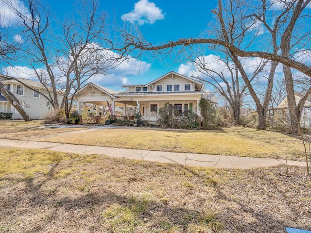 920 E Franklin Street, Hillsboro, TX 76645