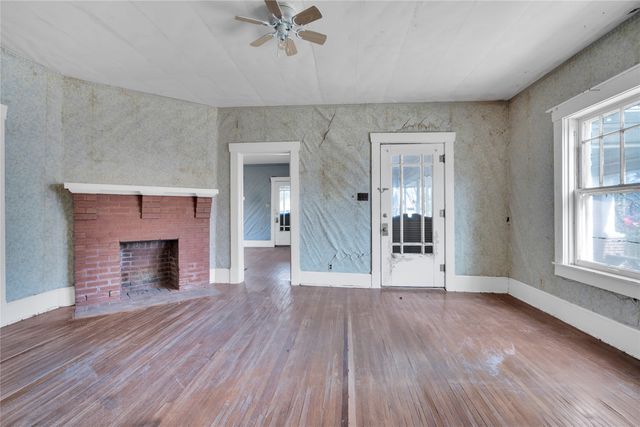 920 E Franklin Street, Hillsboro, TX 76645